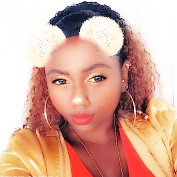 Meet your Posher, Britnee - Picture 1 of 1